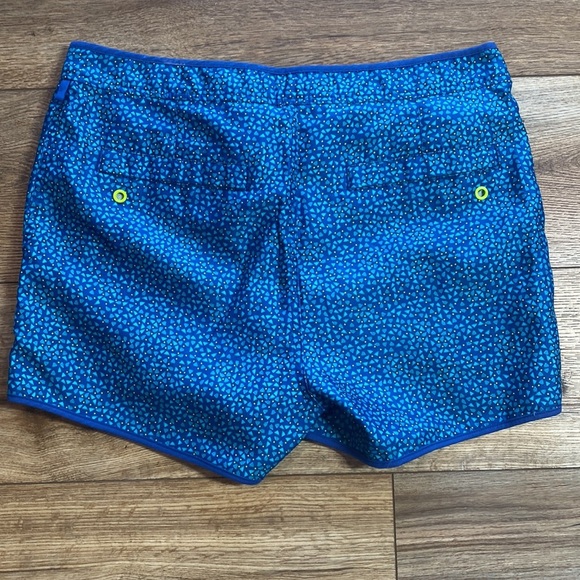 Original Penguin swim trunks with a pattern of small, dark blue dots - Picture 7 of 7